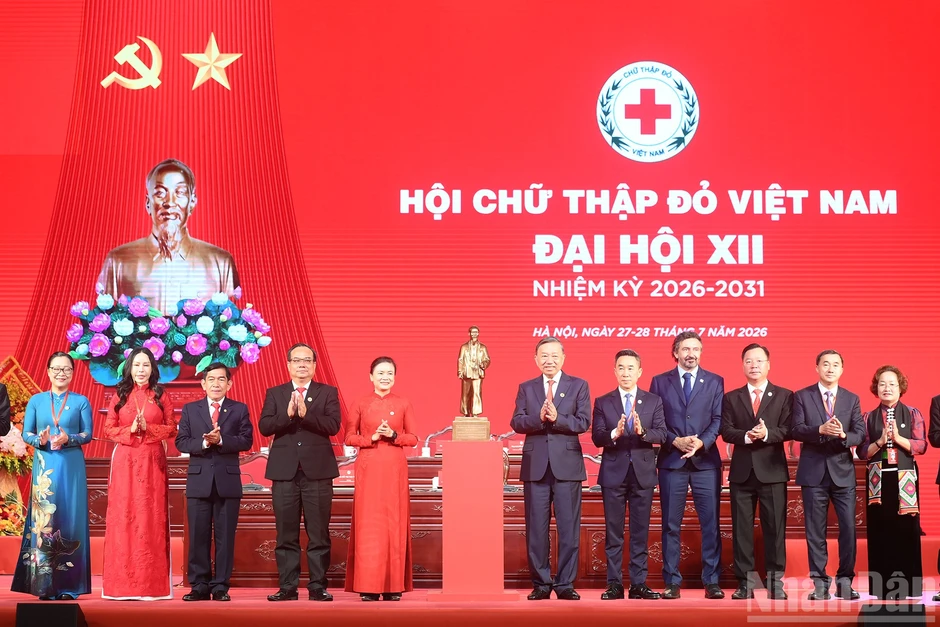 [Ảnh] Khai mạc trọng thể Đại hội đại biểu toàn quốc Hội Chữ thập Đỏ Việt Nam lần thứ XII