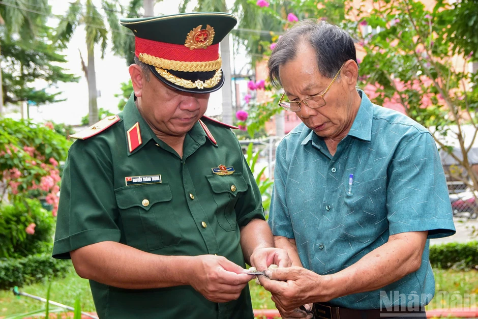 [Ảnh] Phát hiện hài cốt tập thể liệt sĩ lần thứ hai tại Công viên Lê Thị Riêng