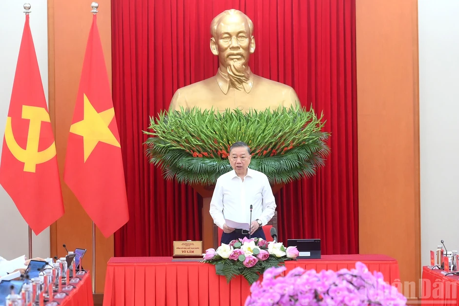 [Ảnh] Phiên họp thứ nhất Ban Chỉ đạo Trung ương về tổng kết thực tiễn và nghiên cứu sửa đổi, bổ sung Điều lệ Đảng