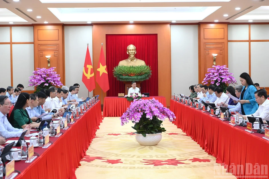 [Ảnh] Phiên họp thứ nhất Ban Chỉ đạo Trung ương về tổng kết thực tiễn và nghiên cứu sửa đổi, bổ sung Điều lệ Đảng