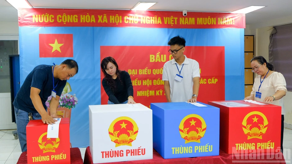[Ảnh] Phường, xã tại Thành phố Hồ Chí Minh sẵn sàng cho ngày bầu cử