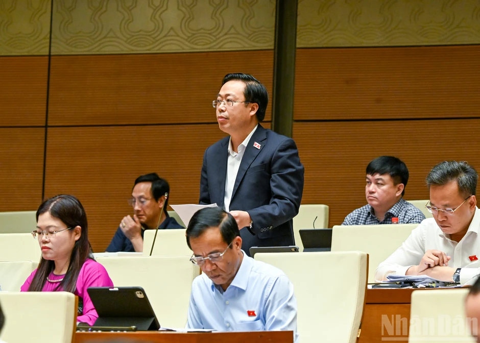 [Ảnh] Quốc hội thảo luận về tình hình thực hiện kế hoạch phát triển kinh tế-xã hội