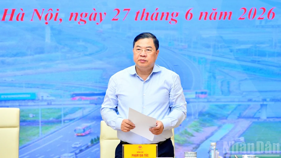 [Ảnh] Thủ tướng Lê Minh Hưng chủ trì hội nghị trực tuyến chuyên đề về các dự án, công trình giao thông trọng điểm