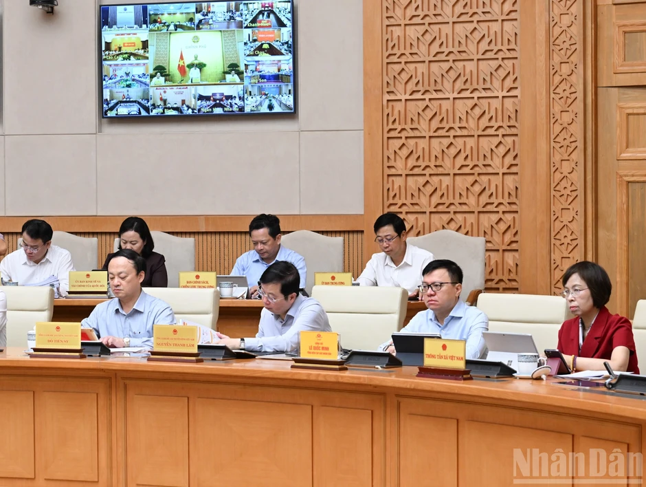 [Ảnh] Thủ tướng Lê Minh Hưng chủ trì Phiên họp Chính phủ thường kỳ tháng 9/2026