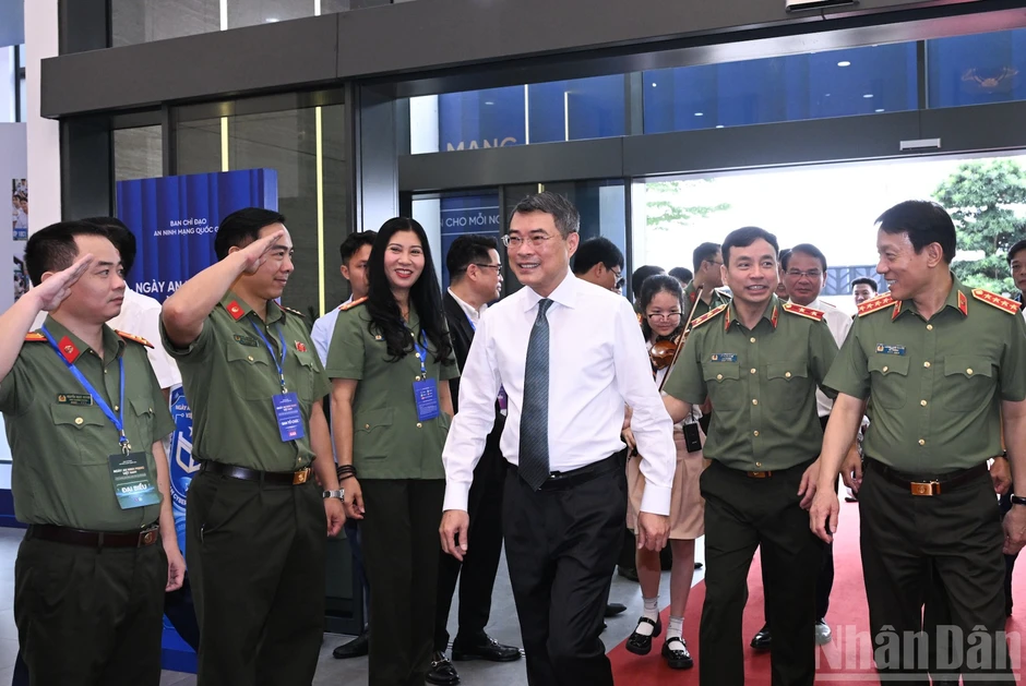 [Ảnh] Thủ tướng Lê Minh Hưng dự Lễ Mít tinh hưởng ứng Ngày An ninh mạng Việt Nam