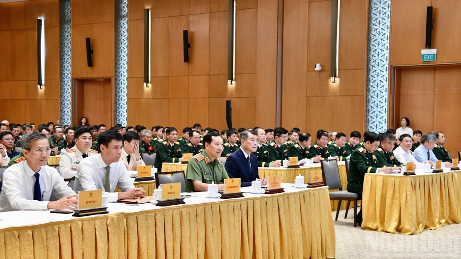 [Ảnh] Thủ tướng Lê Minh Hưng dự Lễ tuyên dương Đoàn cứu hộ, cứu nạn Việt Nam hỗ trợ Venezuela khắc phục hậu quả động đất