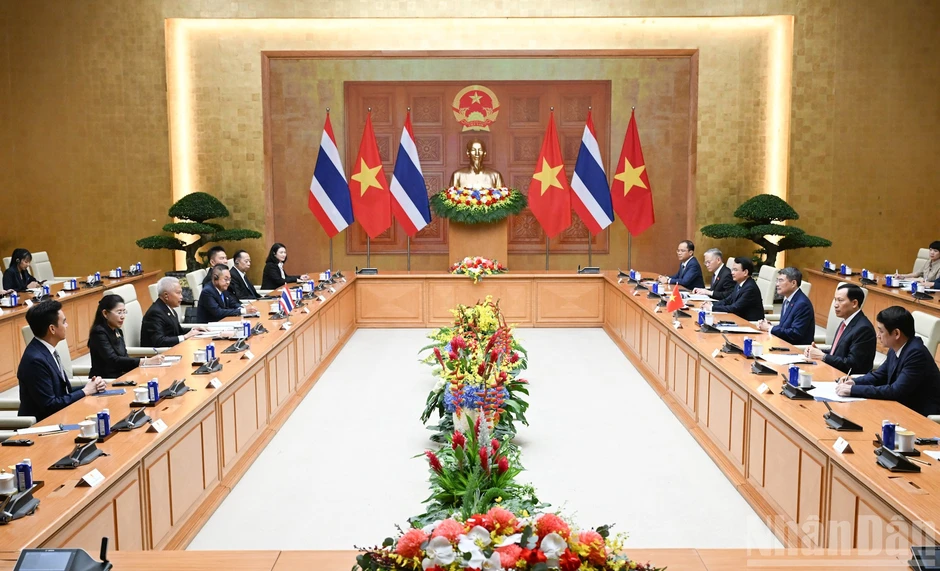 [Ảnh] Thủ tướng Lê Minh Hưng hội kiến Chủ tịch Quốc hội kiêm Chủ tịch Hạ viện Vương quốc Thái Lan Sophon Zaram