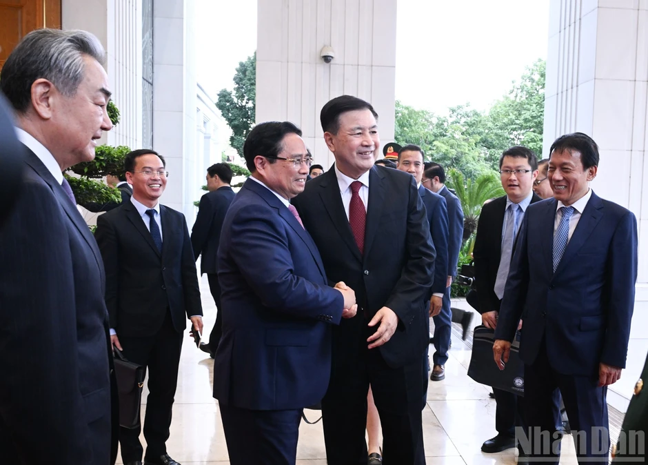 [Ảnh] Thủ tướng Phạm Minh Chính tiếp Bộ trưởng Ngoại giao, Quốc phòng, Công an Trung Quốc