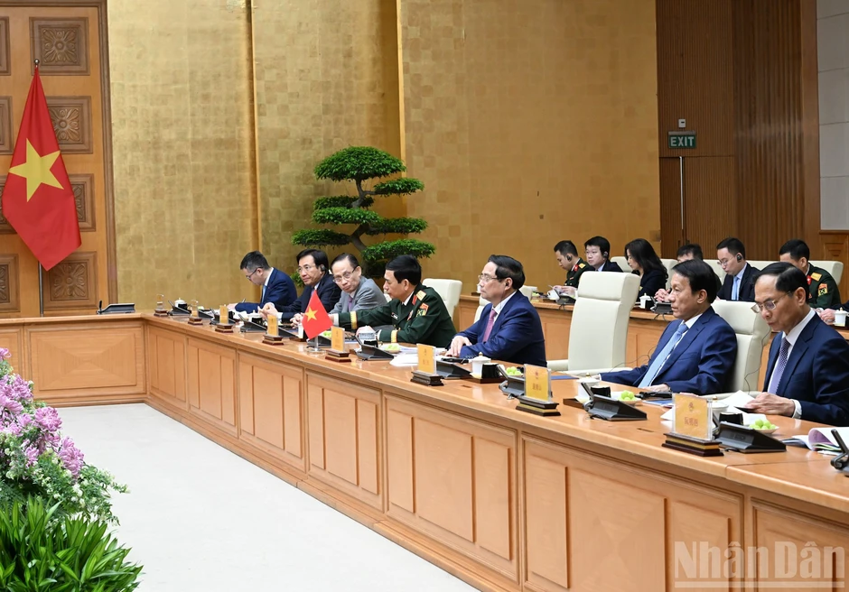 [Ảnh] Thủ tướng Phạm Minh Chính tiếp Bộ trưởng Ngoại giao, Quốc phòng, Công an Trung Quốc