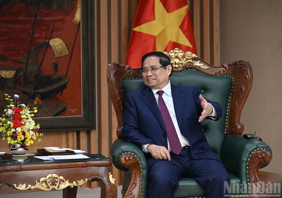 [Ảnh] Thủ tướng Phạm Minh Chính tiếp Đại sứ Indonesia Adam Mulawarman Tugio