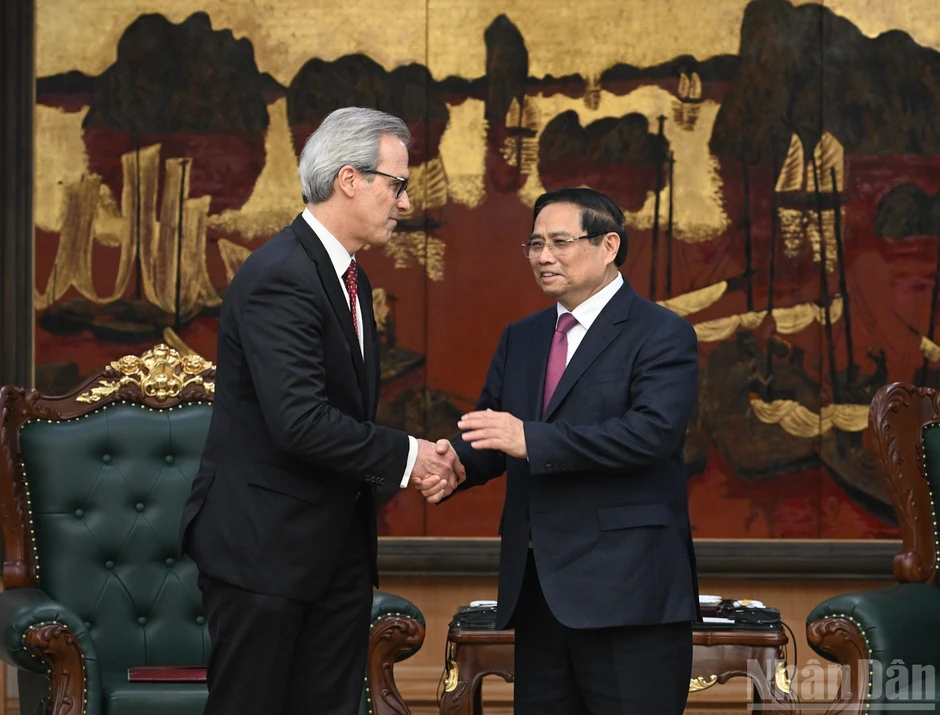[Ảnh] Thủ tướng Phạm Minh Chính tiếp Trưởng Đoàn thanh tra của Ủy ban châu Âu (EC) Fernando Andresen Guimaraes
