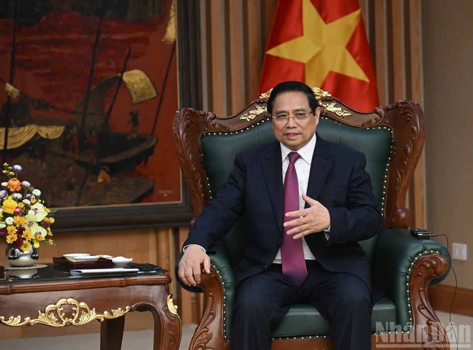 [Ảnh] Thủ tướng Phạm Minh Chính tiếp Trưởng Đoàn thanh tra của Ủy ban châu Âu (EC) Fernando Andresen Guimaraes