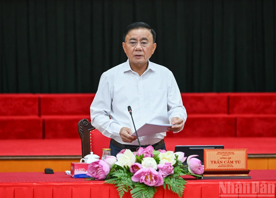 [Ảnh] Thường trực Ban Bí thư Trần Cẩm Tú chủ trì Hội nghị giao ban với các Tỉnh ủy, Thành ủy, Đảng ủy, các ban Đảng
