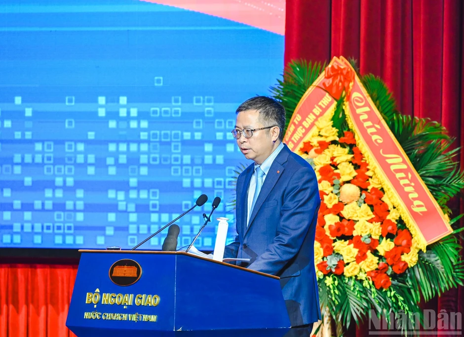 [Ảnh] Thường trực Ban Bí thư Trần Cẩm Tú dự Phiên họp toàn thể về đối ngoại Đảng và đối ngoại nhân dân
