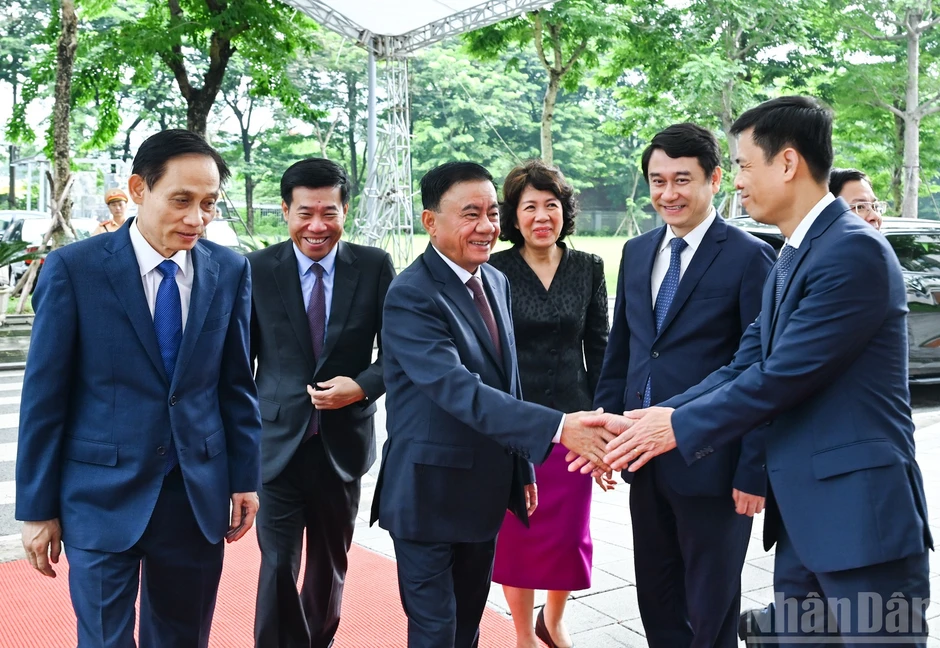 [Ảnh] Thường trực Ban Bí thư Trần Cẩm Tú dự Phiên họp toàn thể về đối ngoại Đảng và đối ngoại nhân dân