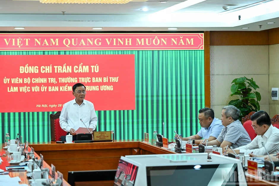 [Ảnh] Thường trực Ban Bí thư Trần Cẩm Tú làm việc với Uỷ ban Kiểm tra Trung ương