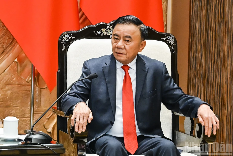 [Ảnh] Thường trực Ban Bí thư Trần Cẩm Tú tiếp Đại sứ Singapore Rajpal Singh