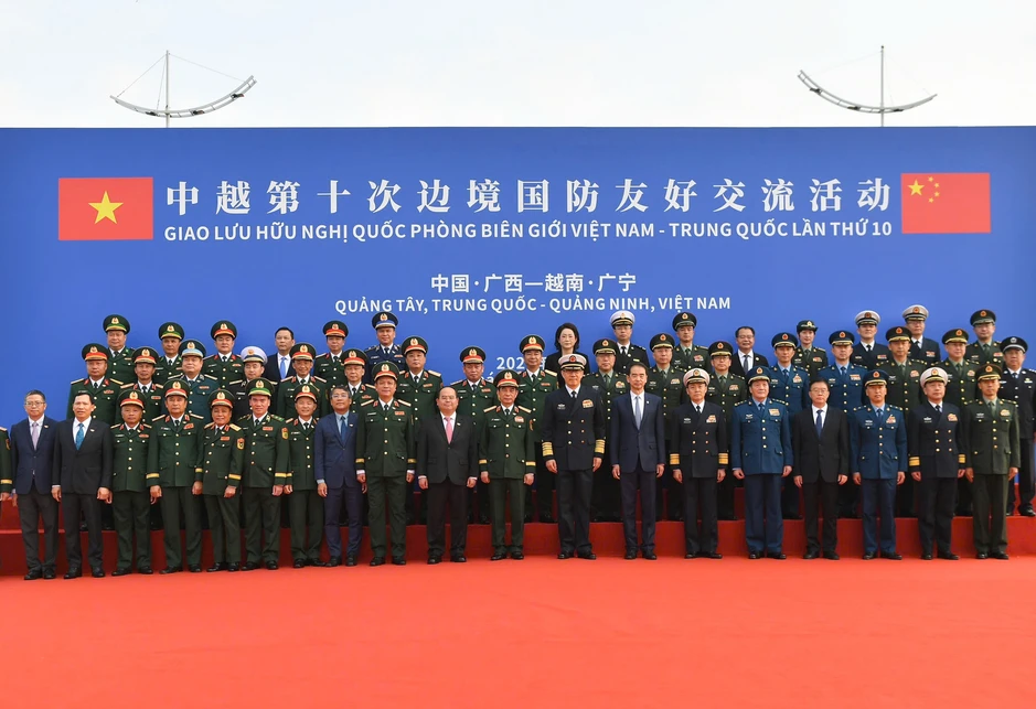 [Ảnh] Thượng tướng Đổng Quân, Bộ trưởng Quốc phòng Trung Quốc chủ trì Lễ đón Đại tướng Phan Văn Giang và Đoàn đại biểu Việt Nam sang Trung Quốc dự giao lưu