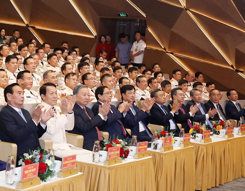 [Ảnh] Tổng Bí thư, Chủ tịch nước dự Lễ kỷ niệm 80 năm Ngày truyền thống lực lượng Tham mưu Công an Nhân dân