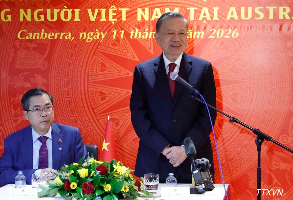 [Ảnh] Tổng Bí thư, Chủ tịch nước gặp gỡ cộng đồng người Việt Nam tại Australia và Solomon