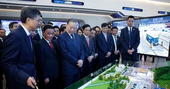 [Ảnh] Tổng Bí thư, Chủ tịch nước thăm Trung tâm hợp tác ứng dụng AI Trung Quốc-ASEAN