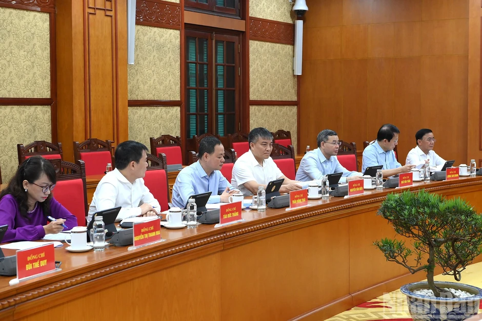 [Ảnh] Tổng Bí thư, Chủ tịch nước Tô Lâm chủ trì cuộc họp của Thường trực Ban Chỉ đạo Trung ương về phát triển khoa học công nghệ, đổi mới sáng tạo và chuyển đổi số