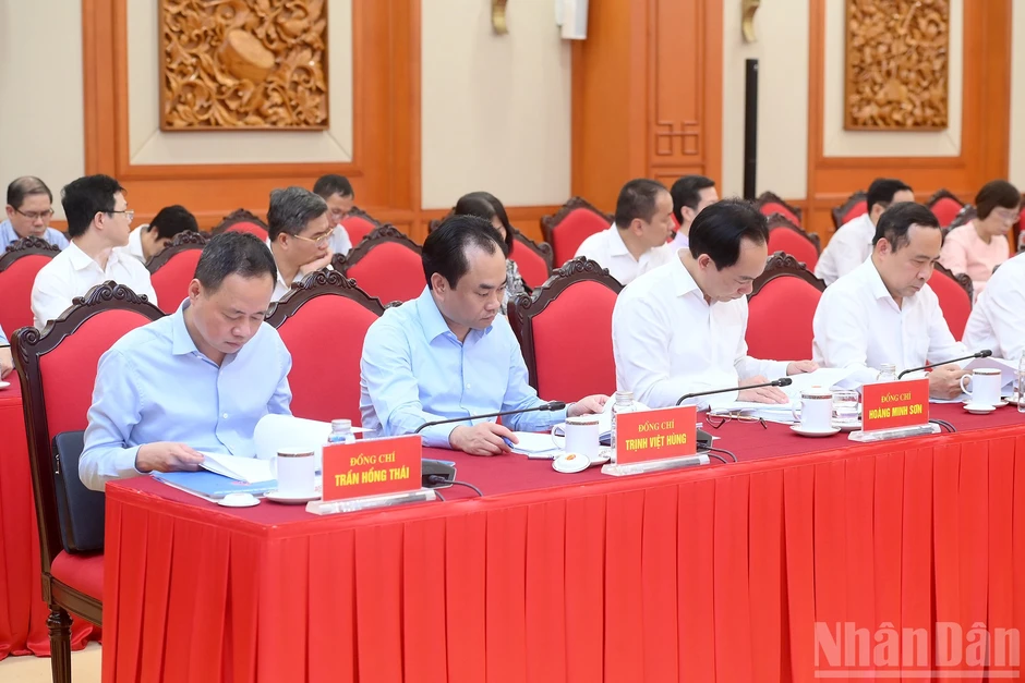 [Ảnh] Tổng Bí thư, Chủ tịch nước Tô Lâm chủ trì làm việc về Đề án đổi mới mô hình phát triển đất nước