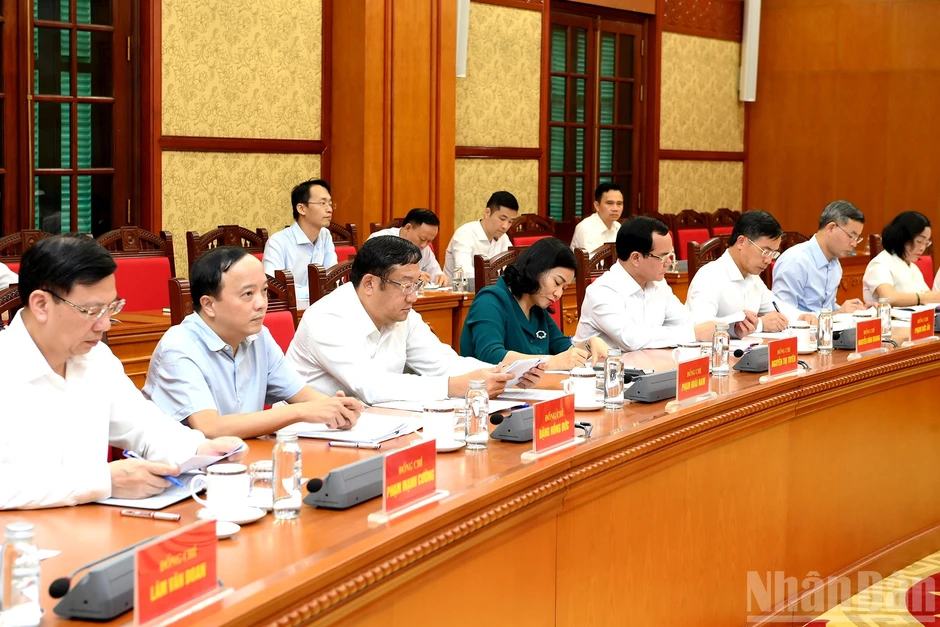 [Ảnh] Tổng Bí thư, Chủ tịch nước Tô Lâm chủ trì làm việc về triển khai thực hiện Chỉ thị số 34-CT/TW của Ban Bí thư