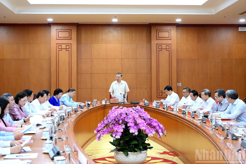 [Ảnh] Tổng Bí thư, Chủ tịch nước Tô Lâm chủ trì làm việc với Đảng ủy Chính phủ