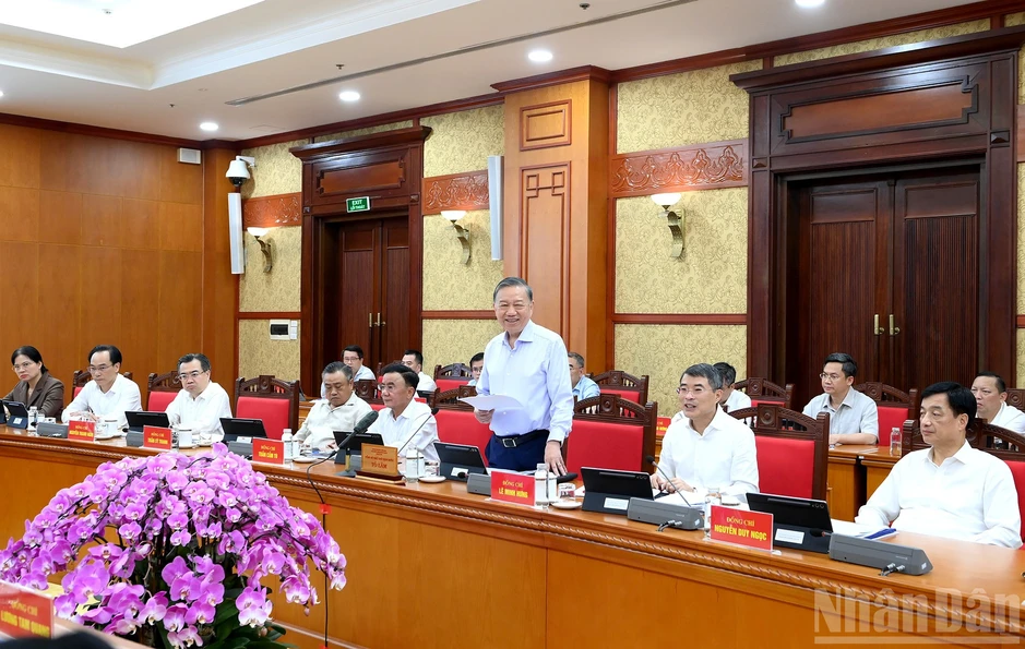 [Ảnh] Tổng Bí thư, Chủ tịch nước Tô Lâm chủ trì phiên họp Ban Chỉ đạo Trung ương về phát triển khoa học, công nghệ, đổi mới sáng tạo và chuyển đổi số