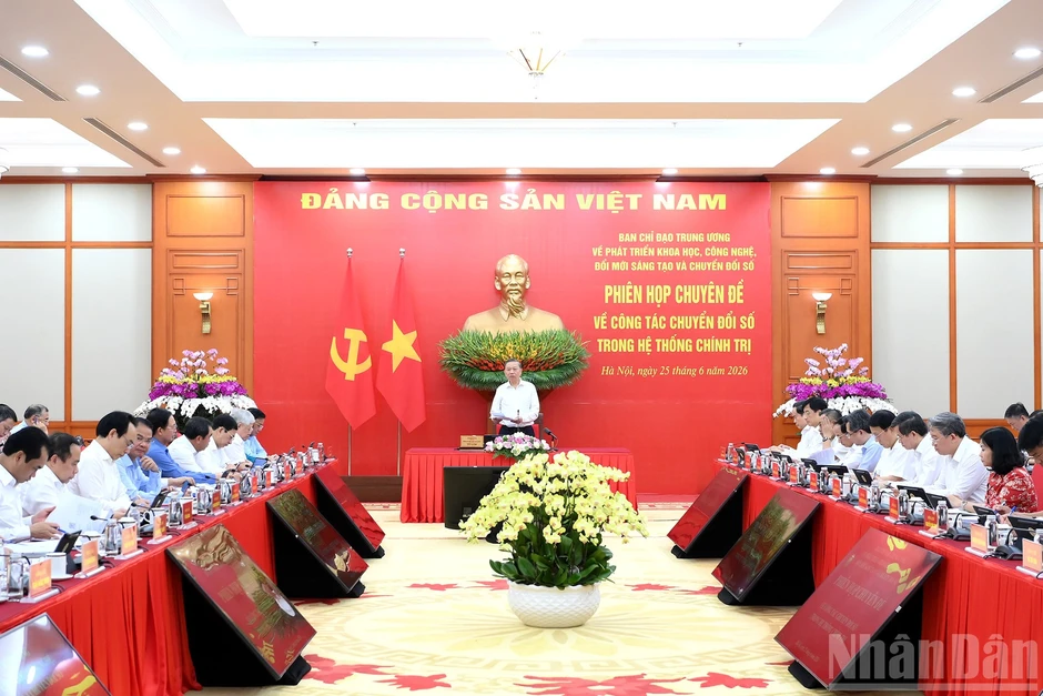 [Ảnh] Tổng Bí thư, Chủ tịch nước Tô Lâm chủ trì phiên họp chuyên đề về công tác chuyển đổi số trong hệ thống chính trị