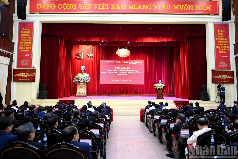 [Ảnh] Tổng Bí thư, Chủ tịch nước Tô Lâm dự Lễ khai mạc Chương trình bồi dưỡng, cập nhật kiến thức đối với Ủy viên Ban Chấp hành Trung ương Đảng khóa XIV