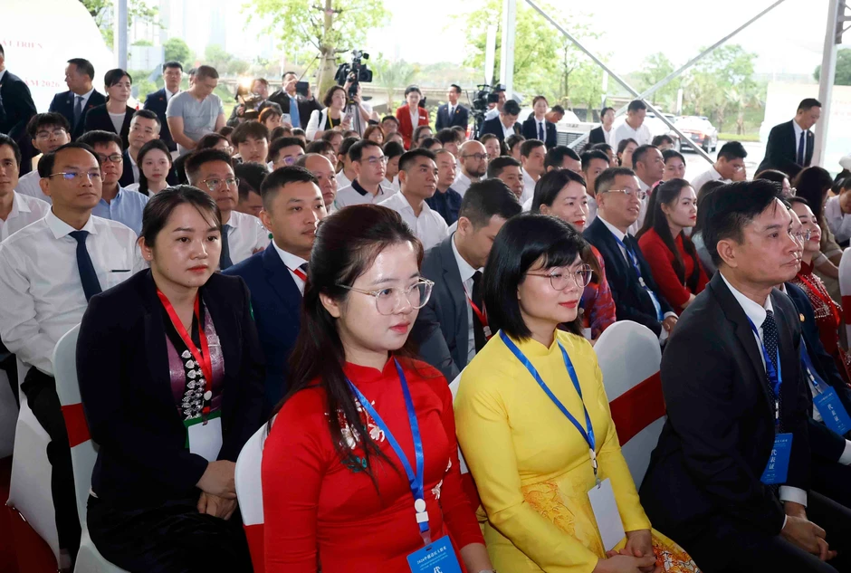 [Ảnh] Tổng Bí thư, Chủ tịch nước Tô Lâm dự Lễ khai mạc Liên hoan nhân dân biên giới Việt-Trung