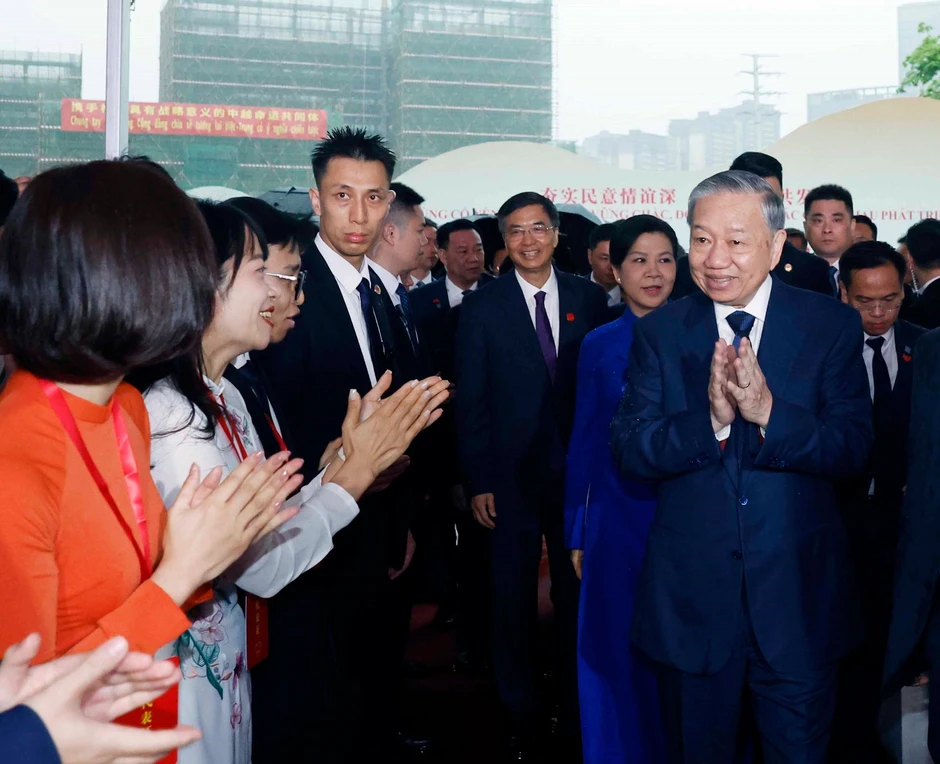 [Ảnh] Tổng Bí thư, Chủ tịch nước Tô Lâm dự Lễ khai mạc Liên hoan nhân dân biên giới Việt-Trung