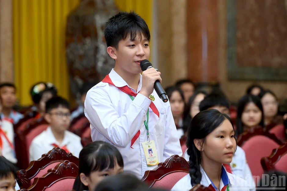 [Ảnh] Tổng Bí thư, Chủ tịch nước Tô Lâm gặp mặt 85 đội viên Đội Thiếu niên Tiền phong Hồ Chí Minh tiêu biểu toàn quốc