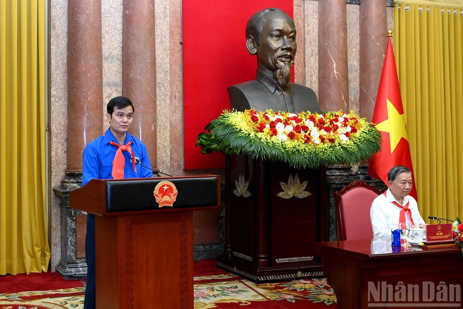 [Ảnh] Tổng Bí thư, Chủ tịch nước Tô Lâm gặp mặt 85 đội viên Đội Thiếu niên Tiền phong Hồ Chí Minh tiêu biểu toàn quốc