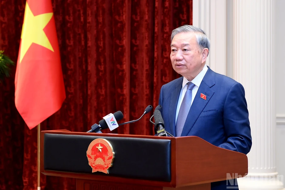 [Ảnh] Tổng Bí thư, Chủ tịch nước Tô Lâm gặp mặt đại biểu Quốc hội là người dân tộc thiểu số