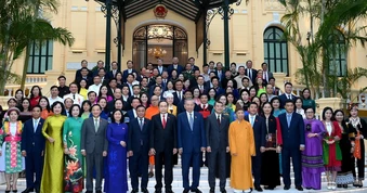 [Ảnh] Tổng Bí thư, Chủ tịch nước Tô Lâm gặp mặt đại biểu Quốc hội là người dân tộc thiểu số