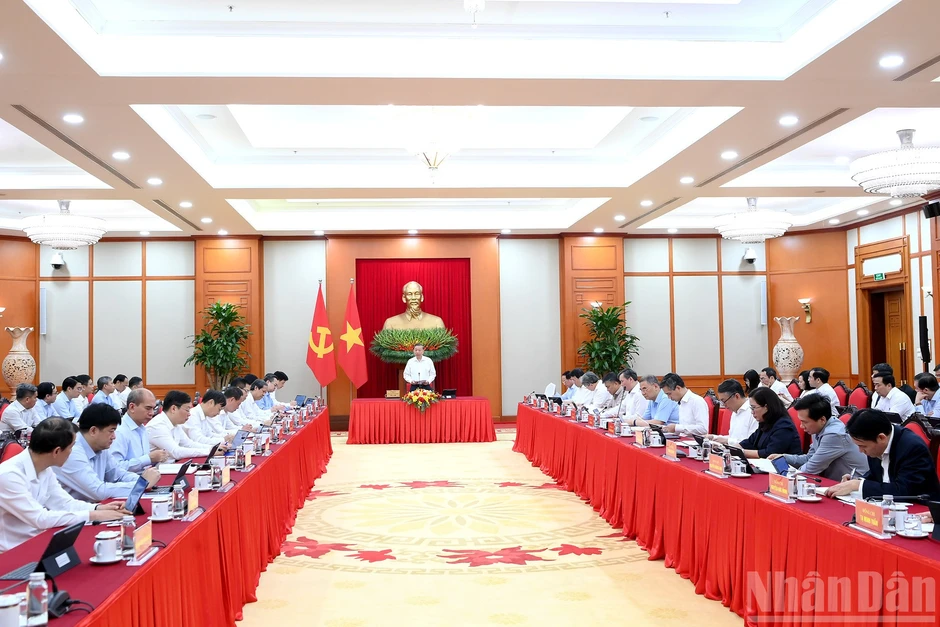 [Ảnh] Tổng Bí thư, Chủ tịch nước Tô Lâm làm việc với Ban Chính sách, chiến lược Trung ương