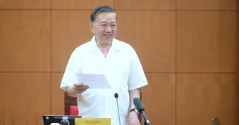 [Ảnh] Tổng Bí thư, Chủ tịch nước Tô Lâm làm việc với Thường trực Ban Chỉ đạo Tổng kết 100 năm Đảng lãnh đạo cách mạng Việt Nam