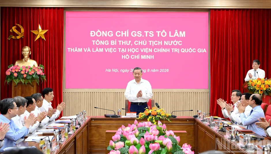 [Ảnh] Tổng Bí thư, Chủ tịch nước Tô Lâm thăm và làm việc tại Học viện Chính trị quốc gia Hồ Chí Minh