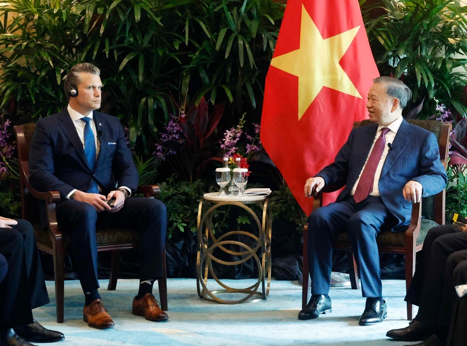 [Ảnh] Tổng Bí thư, Chủ tịch nước Tô Lâm tiếp Bộ trưởng Chiến tranh Hoa Kỳ