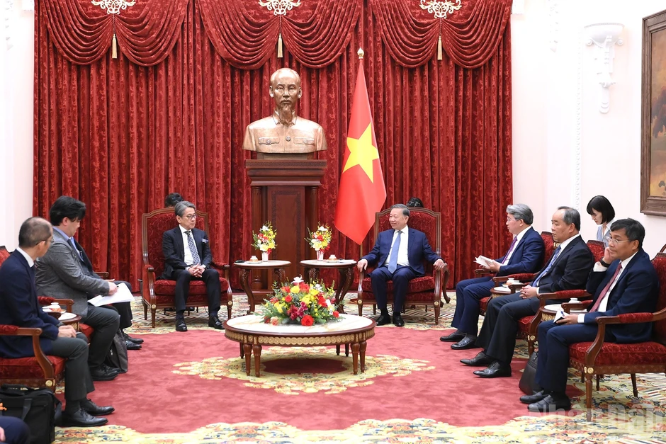 [Ảnh] Tổng Bí thư, Chủ tịch nước Tô Lâm tiếp Chủ tịch Hội đồng quản trị Ngân hàng Hợp tác quốc tế Nhật Bản