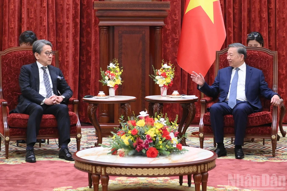 [Ảnh] Tổng Bí thư, Chủ tịch nước Tô Lâm tiếp Chủ tịch Hội đồng quản trị Ngân hàng Hợp tác quốc tế Nhật Bản