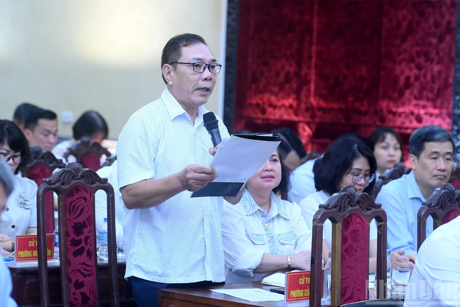 [Ảnh] Tổng Bí thư, Chủ tịch nước Tô Lâm tiếp xúc cử tri thành phố Hà Nội trước kỳ họp thứ hai, Quốc hội khóa XVI