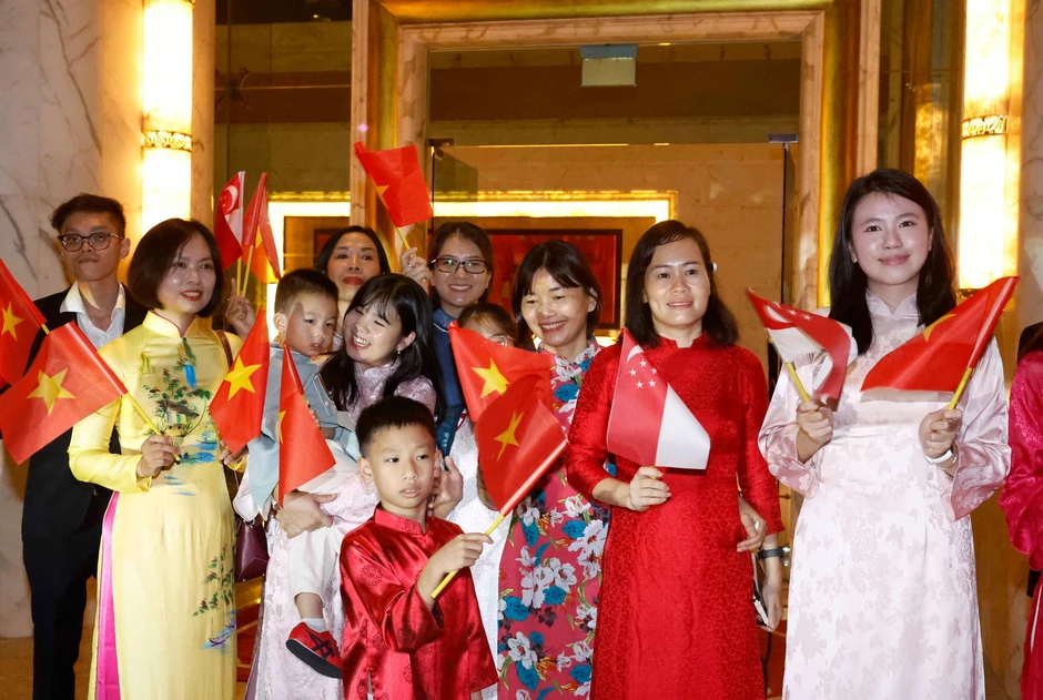 [Ảnh] Tổng Bí thư, Chủ tịch nước Tô Lâm và Phu nhân bắt đầu thăm cấp Nhà nước Cộng hòa Singapore