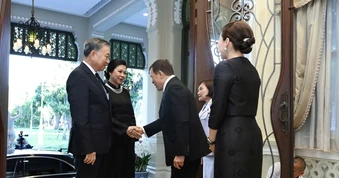 [Ảnh] Tổng Bí thư, Chủ tịch nước Tô Lâm và Phu nhân hội kiến Nhà Vua Thái Lan và Hoàng hậu