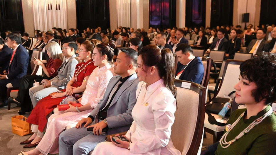 [Ảnh] Tổng Bí thư, Chủ tịch nước Tô Lâm và Thủ tướng Thái Lan Anutin Charnvirakul tham dự Diễn đàn Doanh nghiệp Việt Nam-Thái Lan