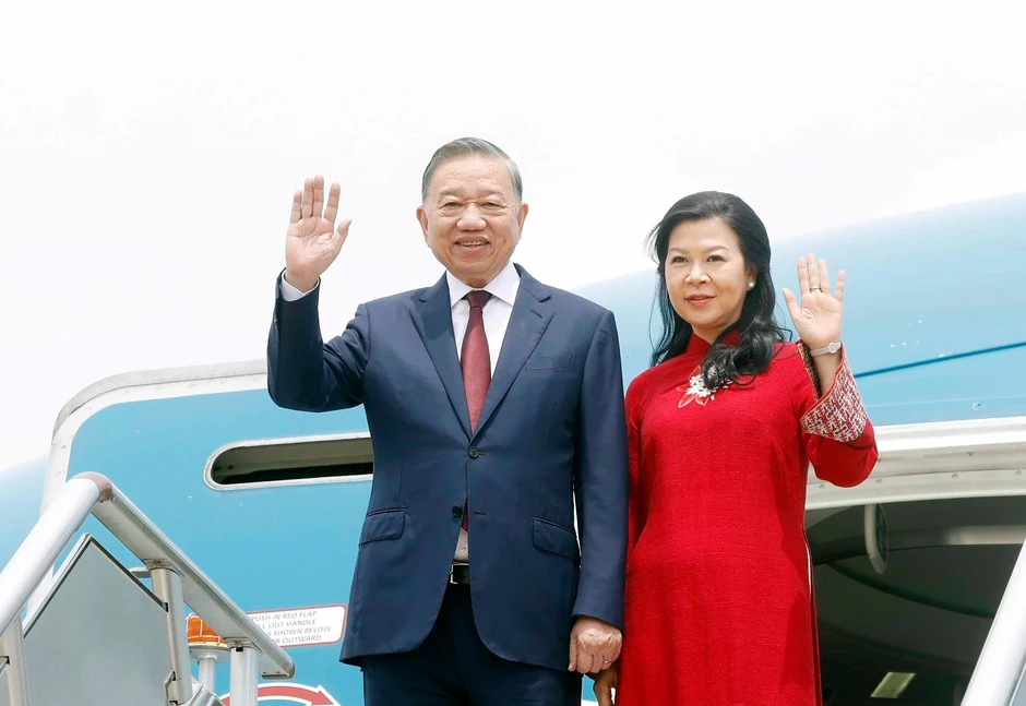 [Ảnh] Tổng Bí thư, Chủ tịch nước và Phu nhân bắt đầu thăm cấp Nhà nước tới Philippines
