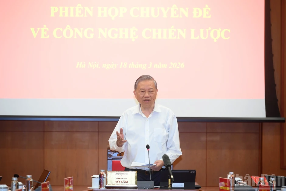 [Ảnh] Tổng Bí thư Tô Lâm chủ trì phiên họp chuyên đề về công nghệ chiến lược